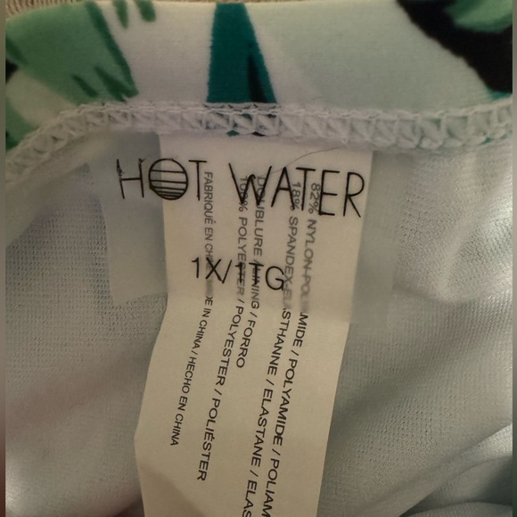 Hot Water 1X Tropical/Striped Reversible High Neck Swim Set - Picture 3 of 4